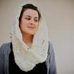 Chunky Starry Lace Crochet Infinity Cowl In Cream